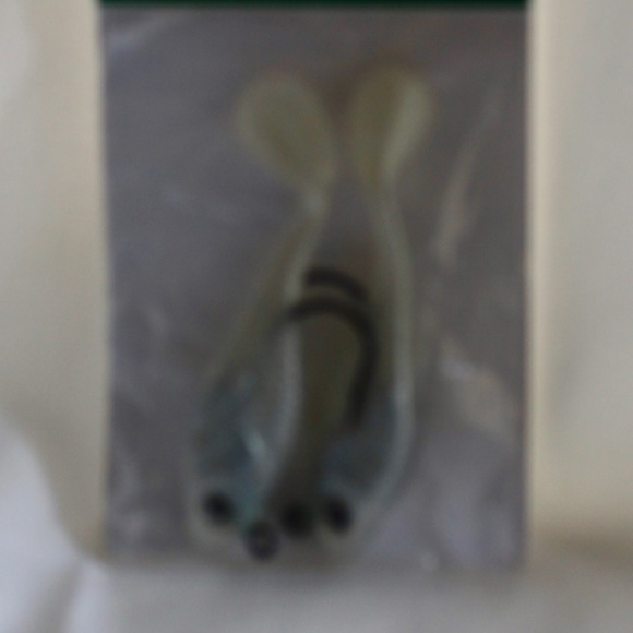 Crème 2" Spoiler Shad Swim Bait Lure, Pearl - Picture 3 of 4